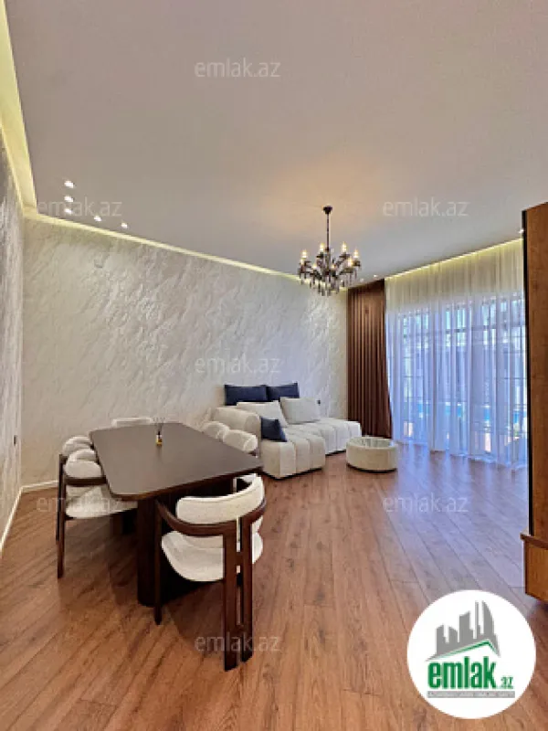 Satılır 4 otaqlı mənzil 170 m²
