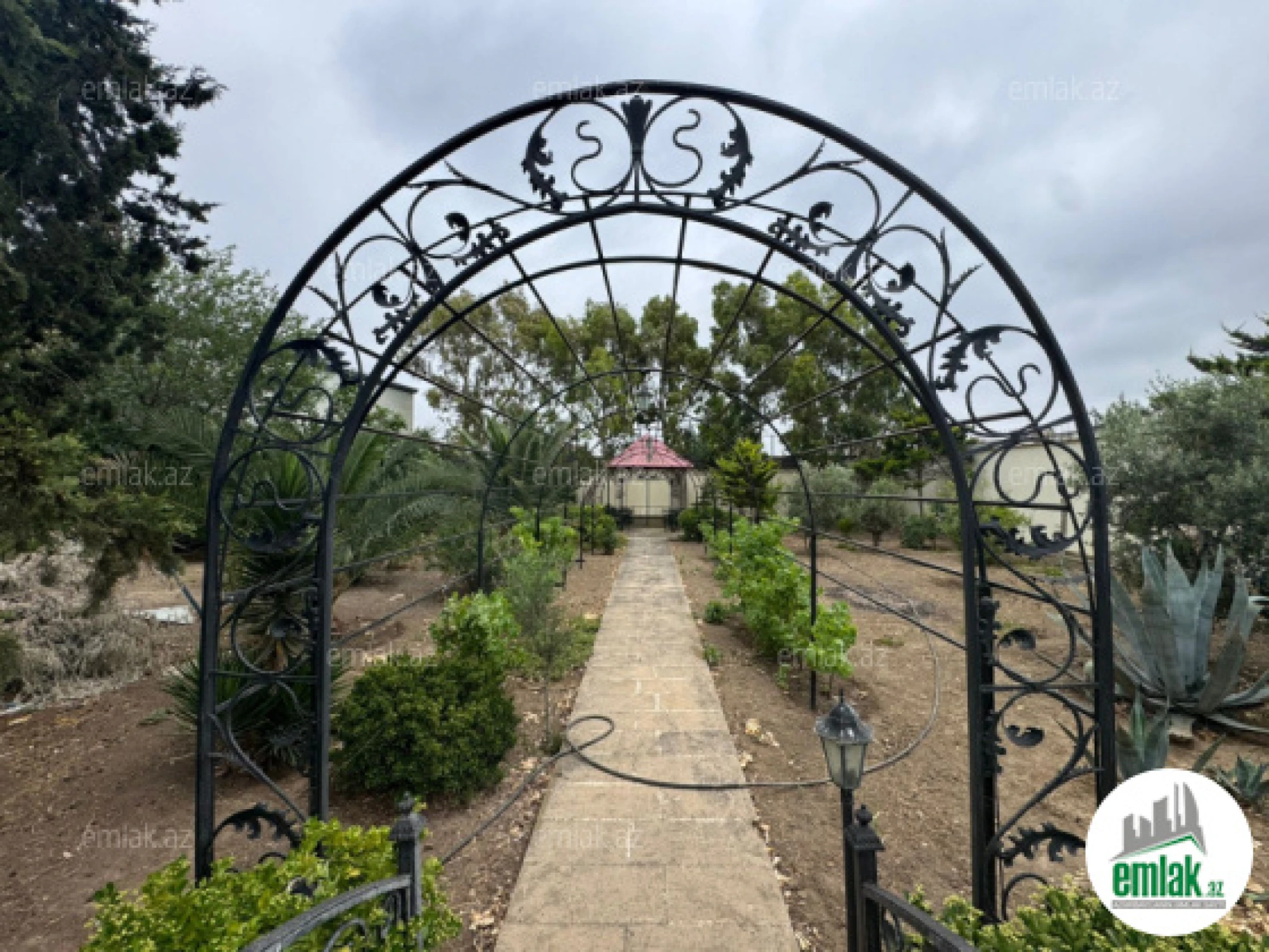 Satılır torpaq sahəsi 24 m²