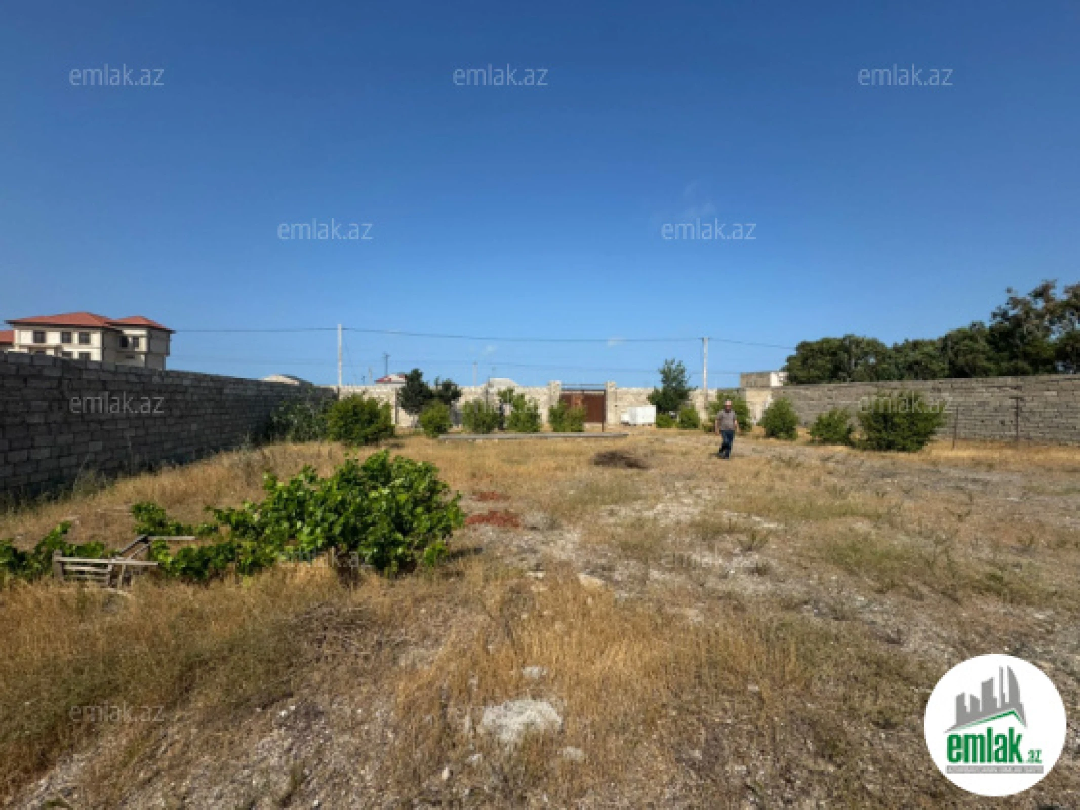 Satılır torpaq sahəsi 12 m²