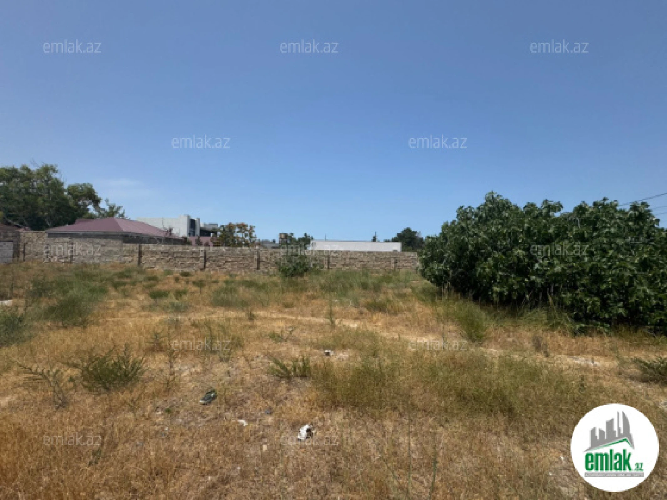 Satılır torpaq sahəsi 12 m²