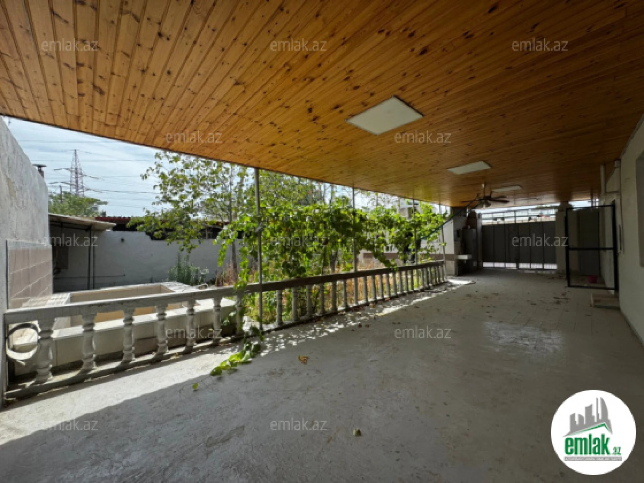 Satılır 4 otaqlı həyət evi 130 m²