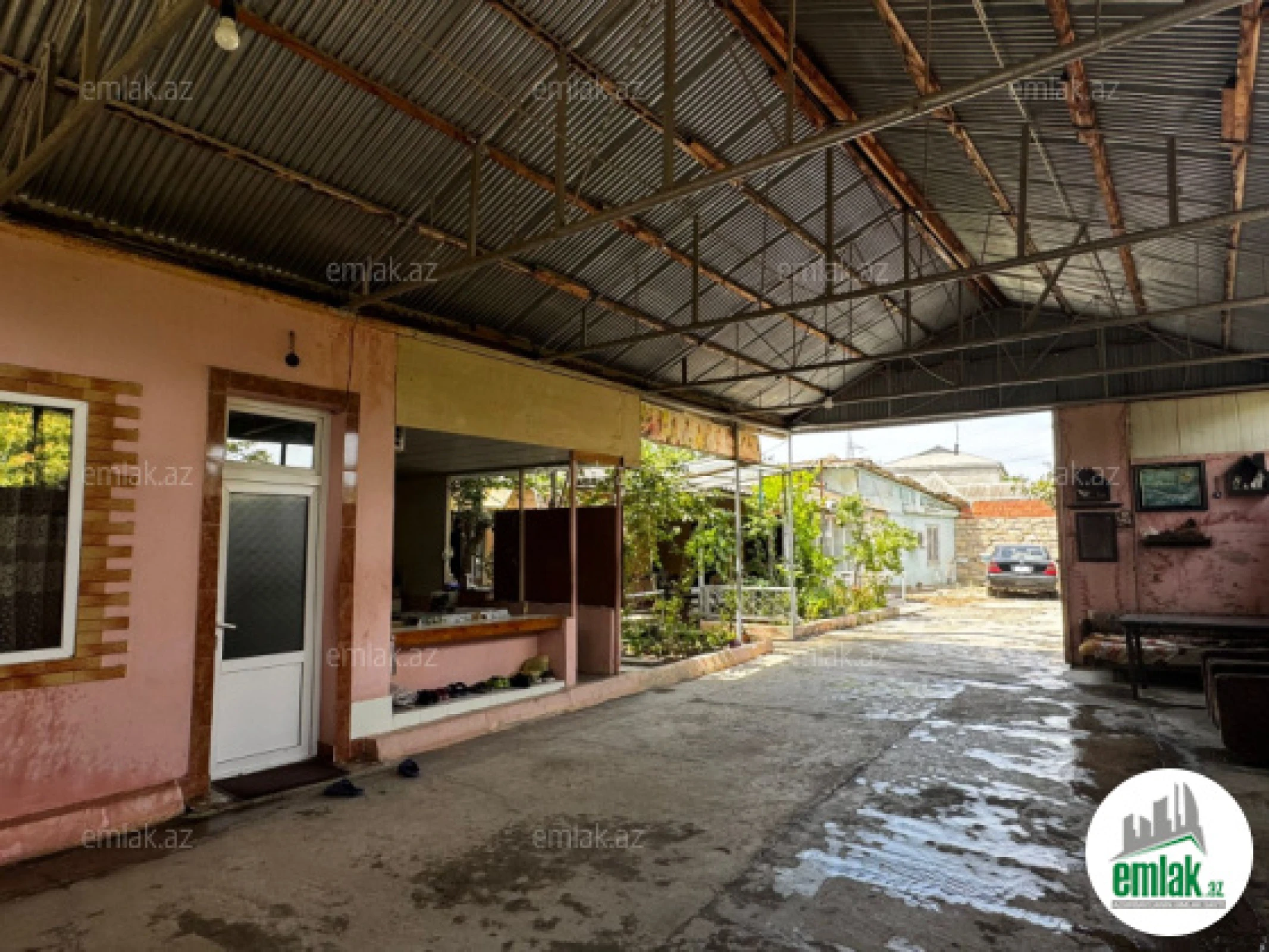 Satılır 4 otaqlı həyət evi 130 m²