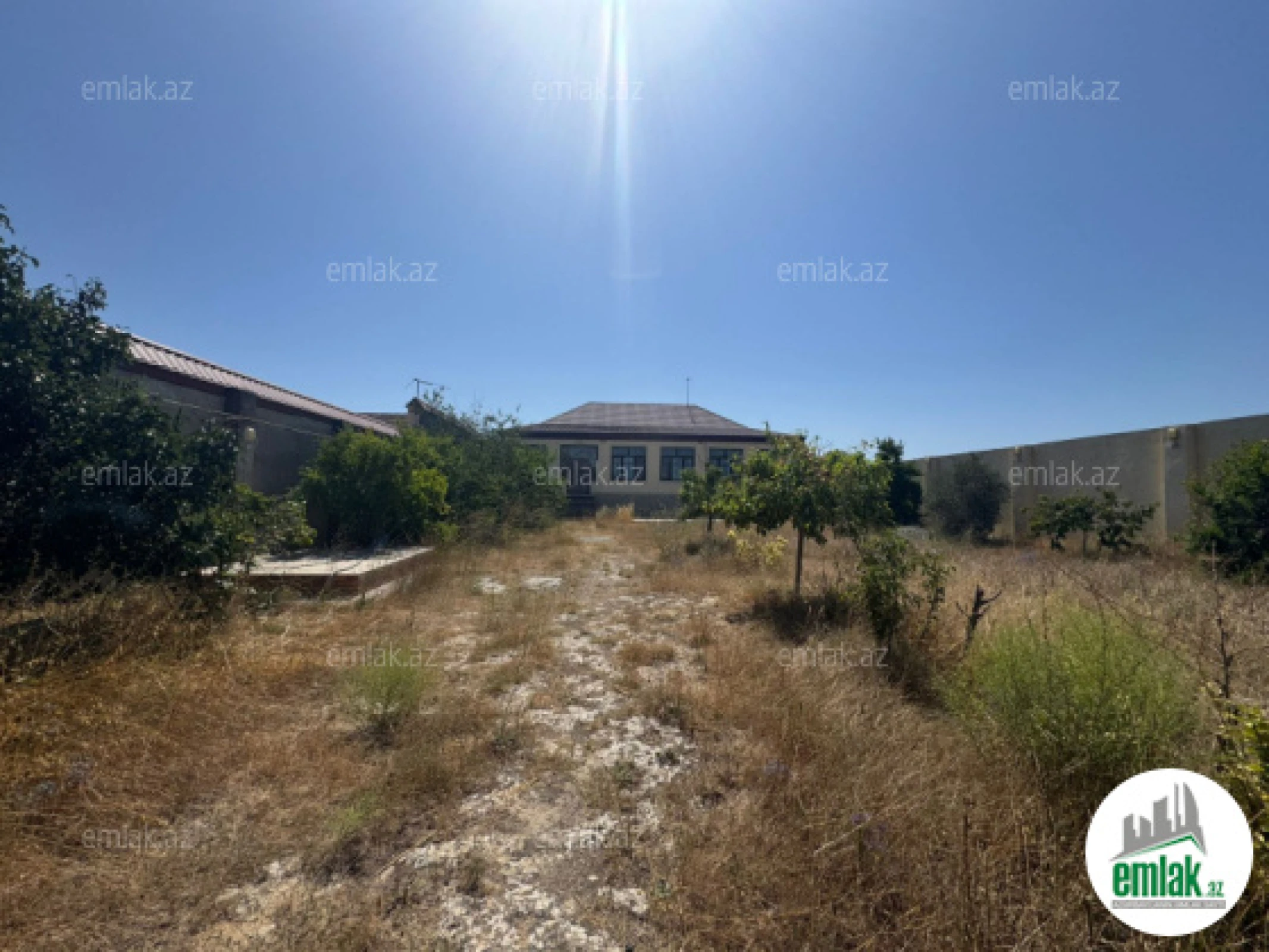 Satılır torpaq sahəsi 12 m²