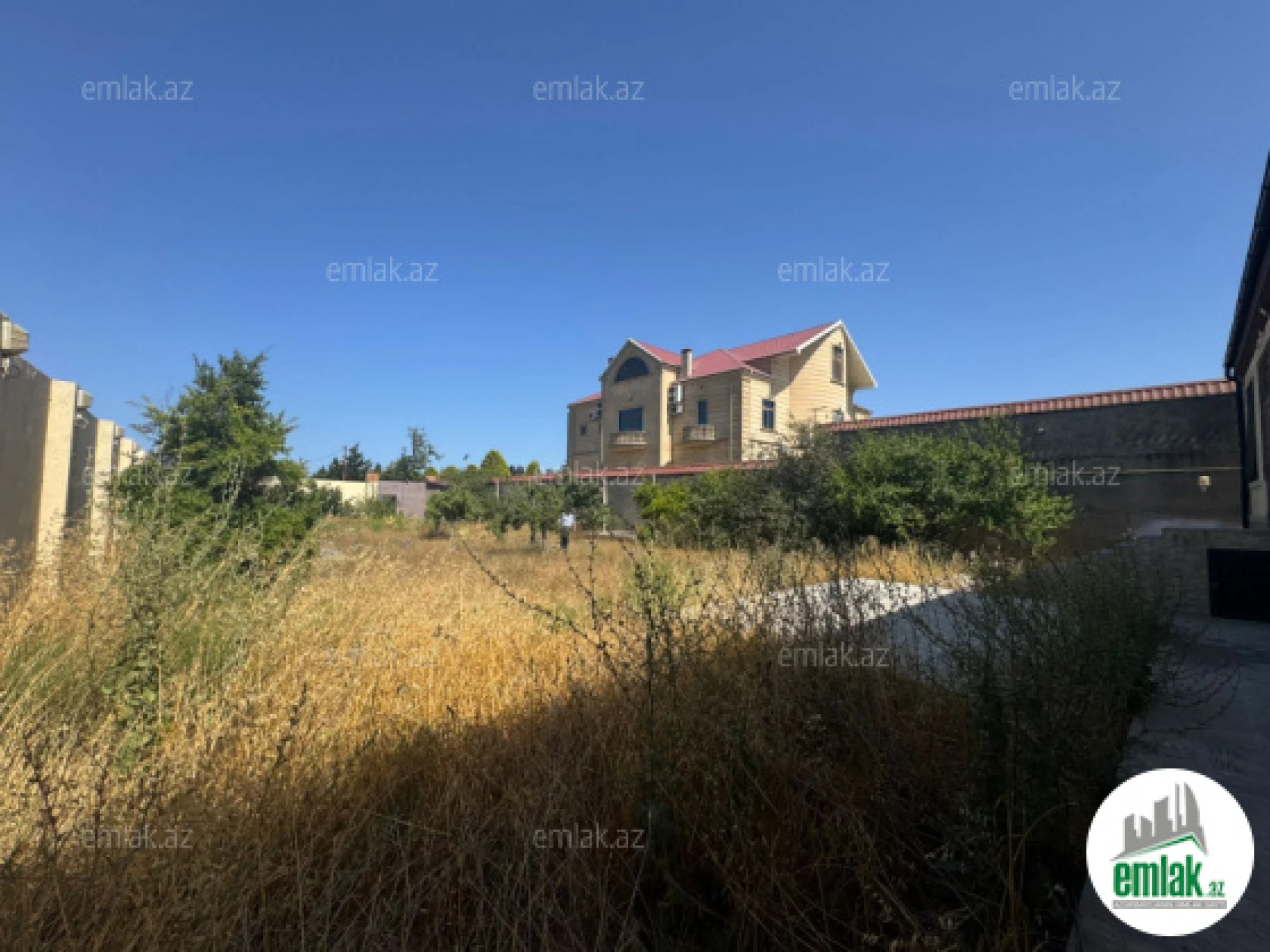 Satılır torpaq sahəsi 12 m²