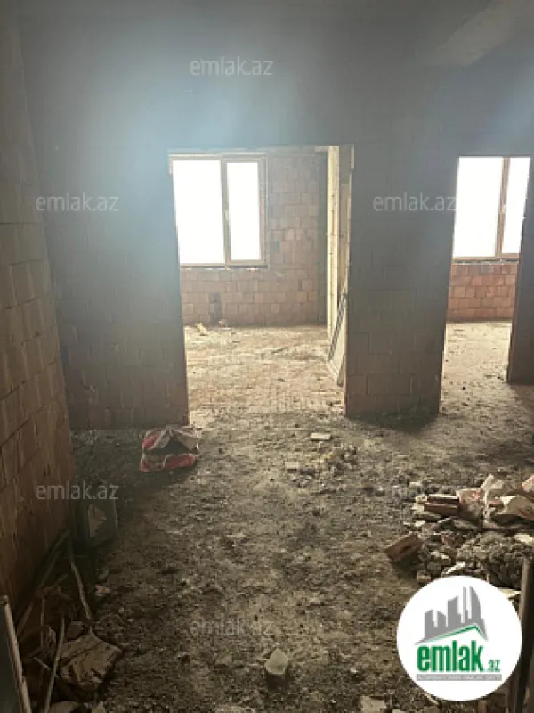 Satılır 5 otaqlı yeni tikili 185 m²