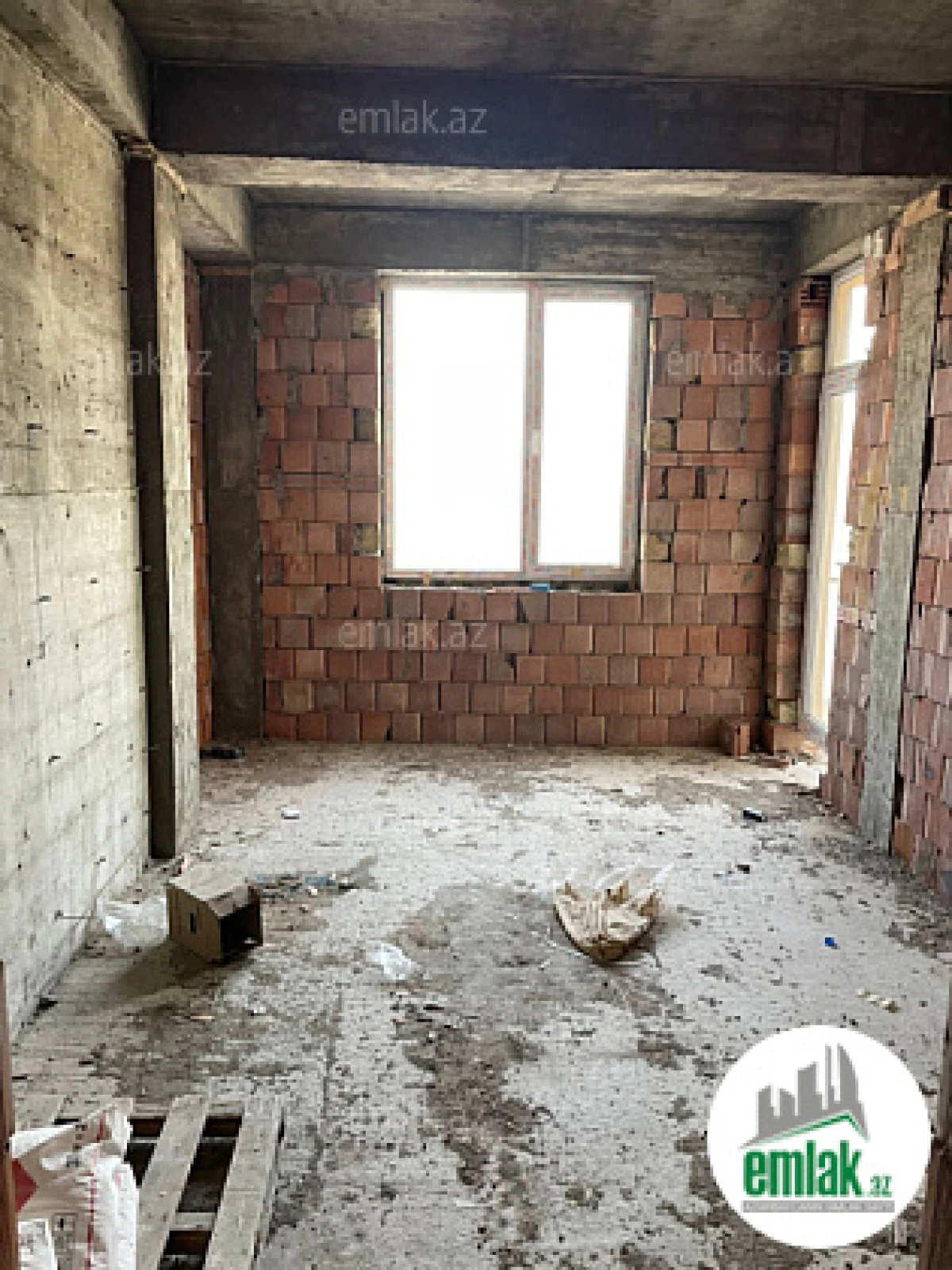 Satılır 3 otaqlı yeni tikili 90 m²