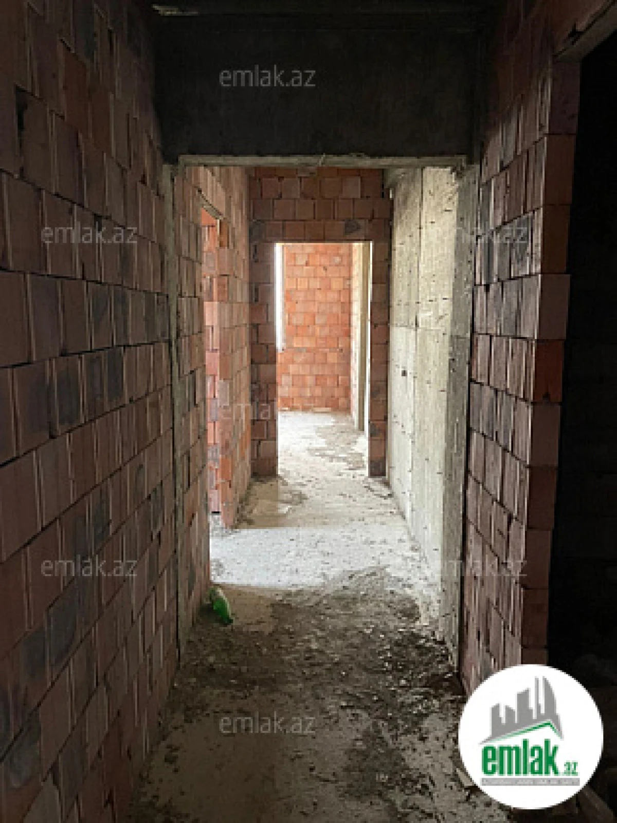 Satılır 3 otaqlı yeni tikili 90 m²