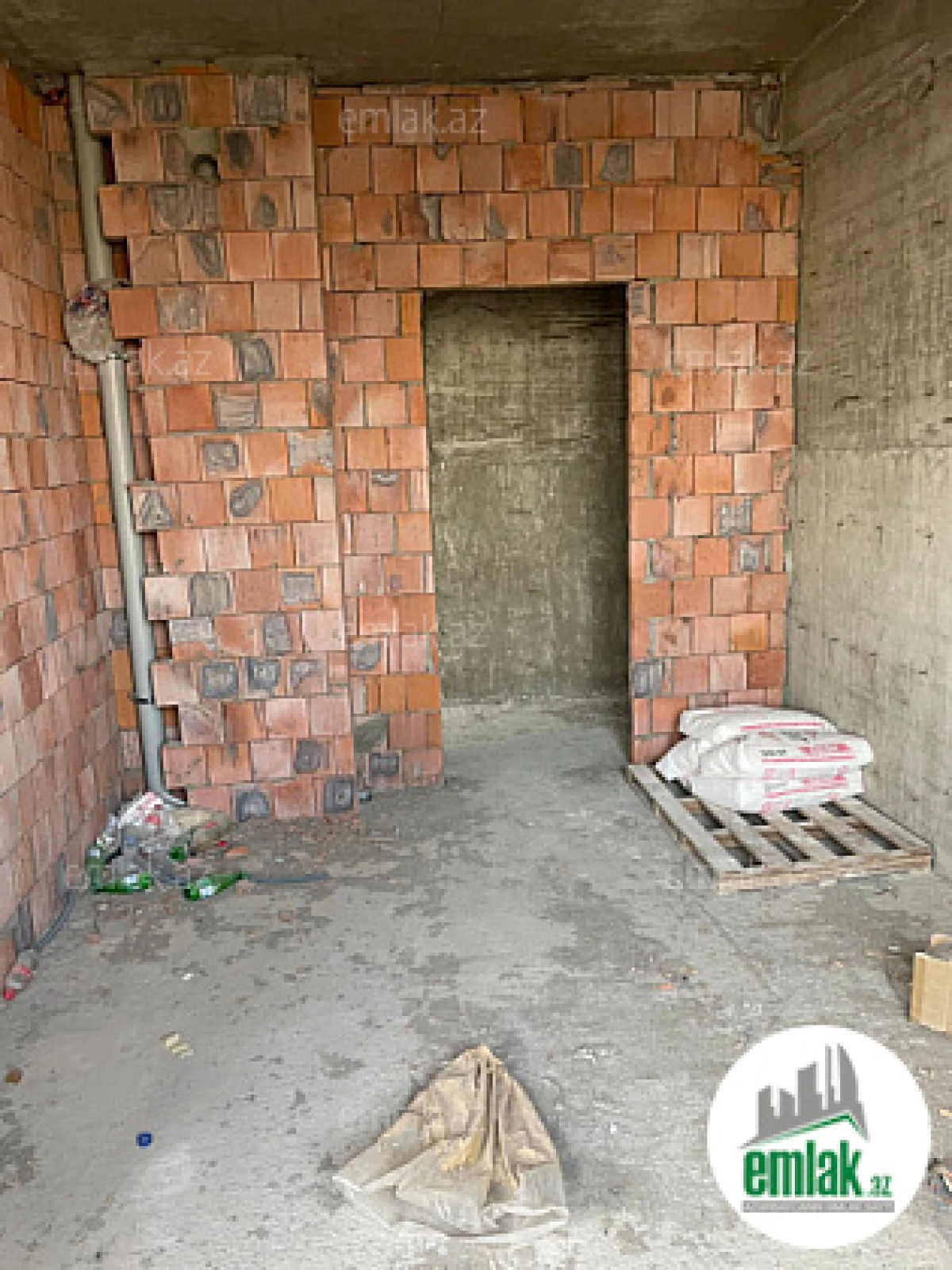 Satılır 3 otaqlı yeni tikili 90 m²