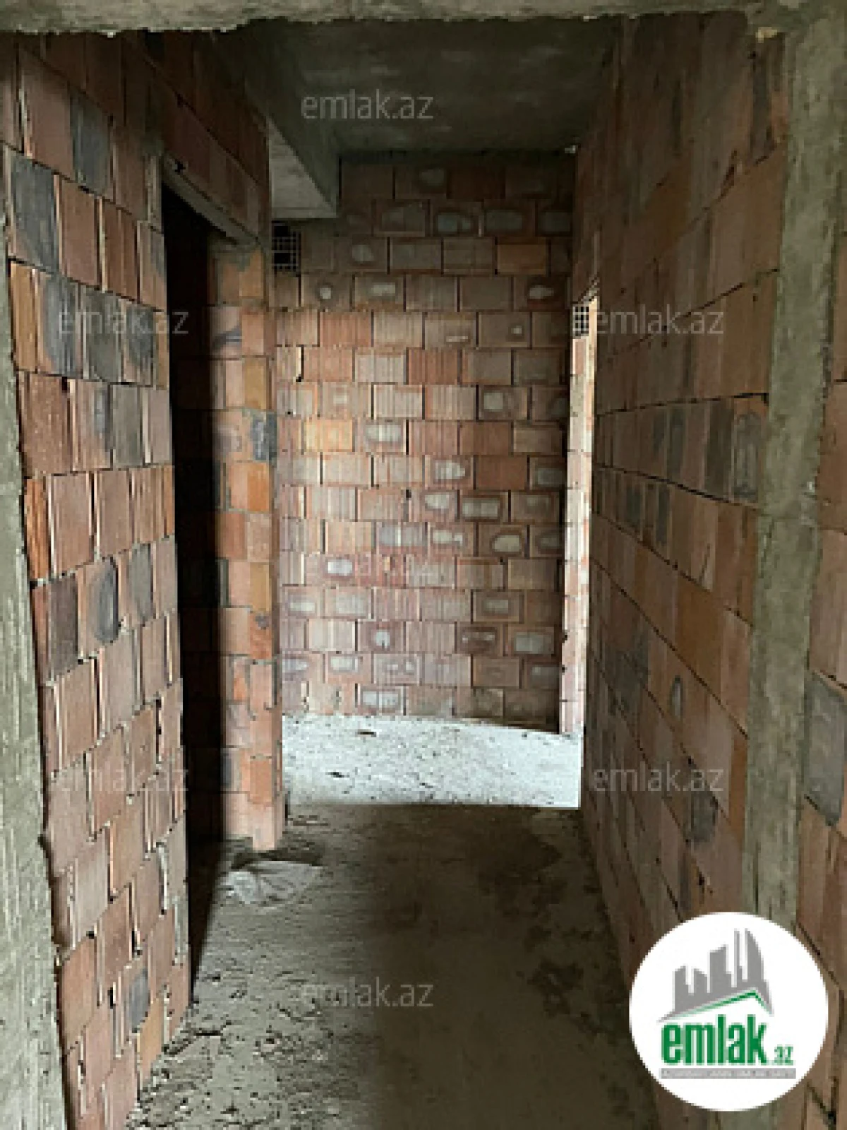 Satılır 3 otaqlı yeni tikili 90 m²