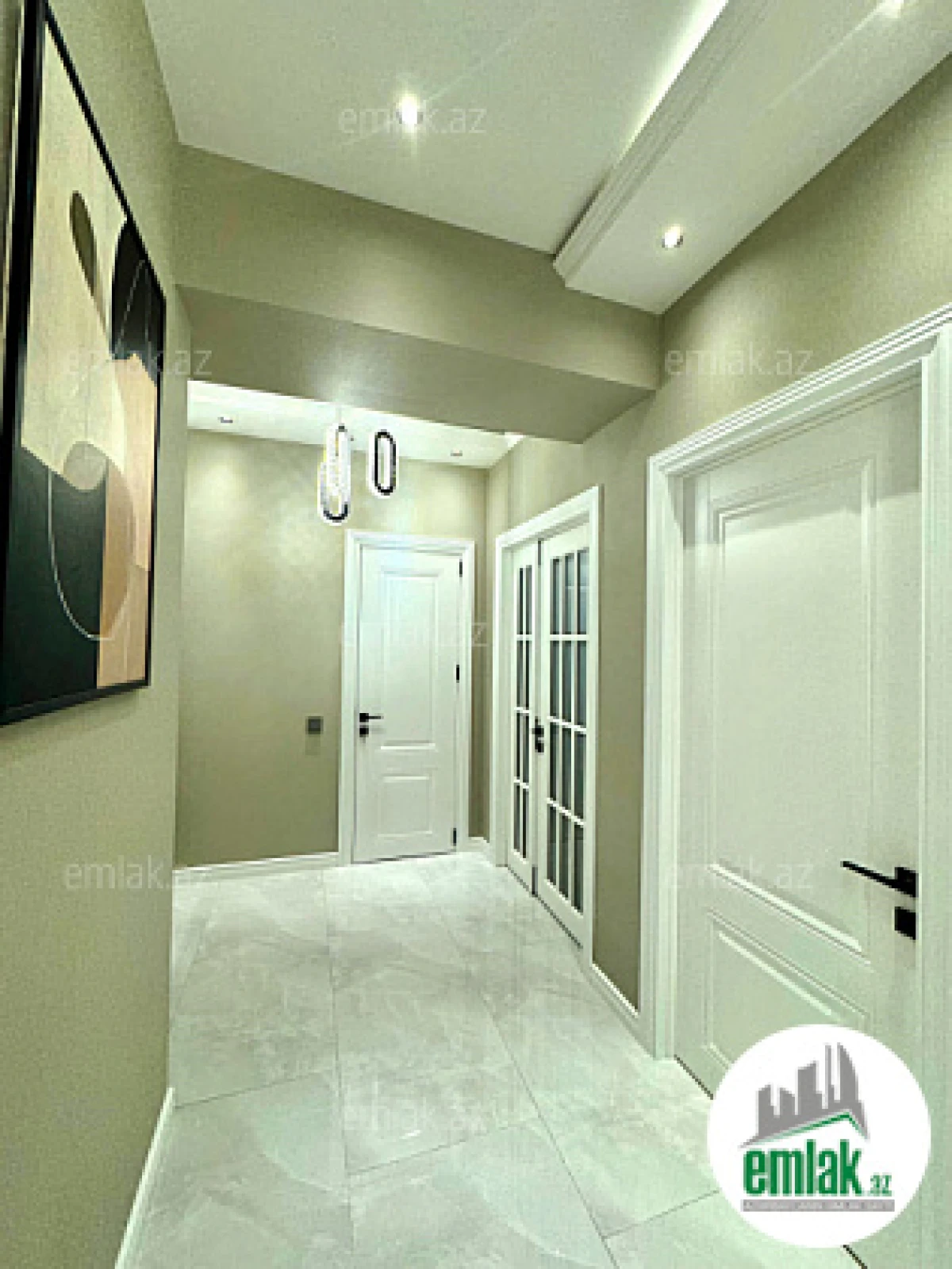 Satılır 3 otaqlı yeni tikili 115 m²