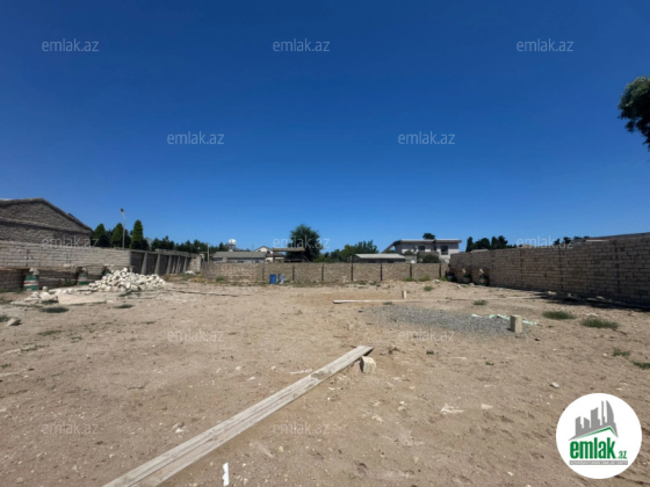 Satılır torpaq sahəsi 10 m²