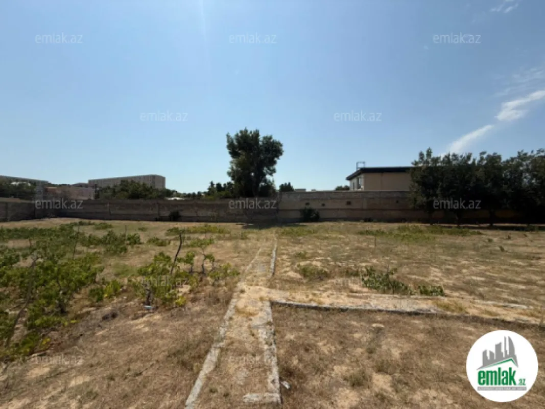 Satılır torpaq sahəsi 15 m²