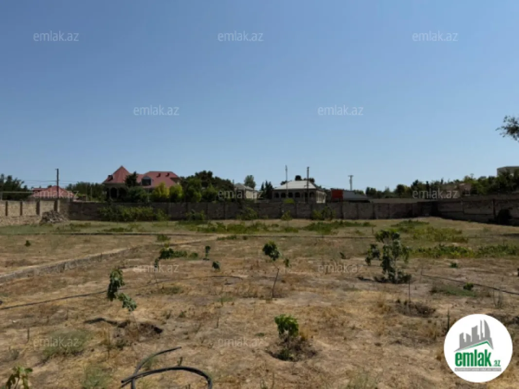 Satılır torpaq sahəsi 15 m²