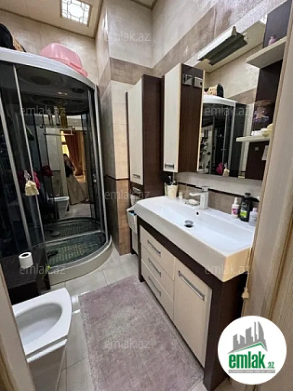 Satılır 3 otaqlı yeni tikili 176.5 m²