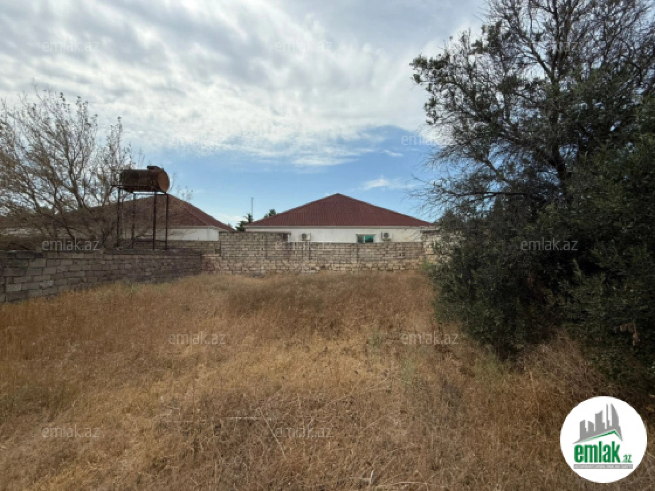 Satılır torpaq sahəsi 10 m²