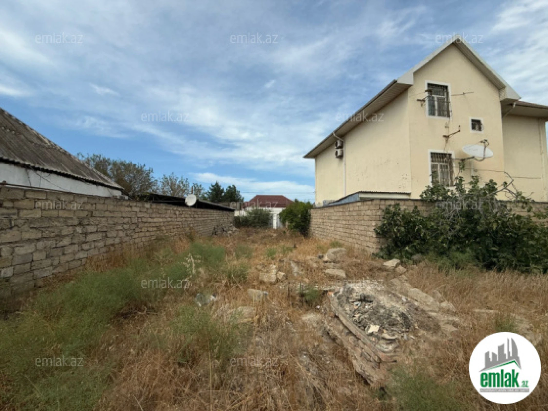 Satılır torpaq sahəsi 10 m²