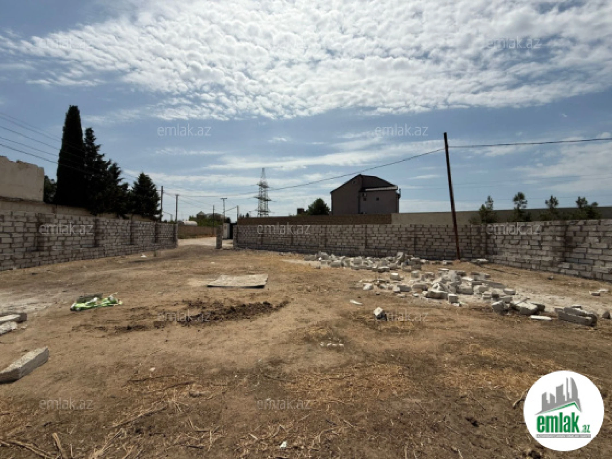 Satılır torpaq sahəsi 6 m²