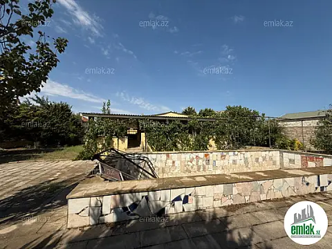 Satılır torpaq sahəsi 12 m²