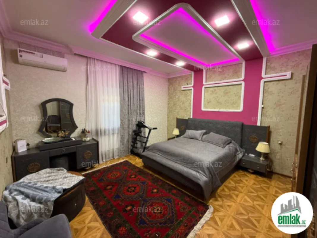 Satılır 6 otaqlı həyət evi 400 m²