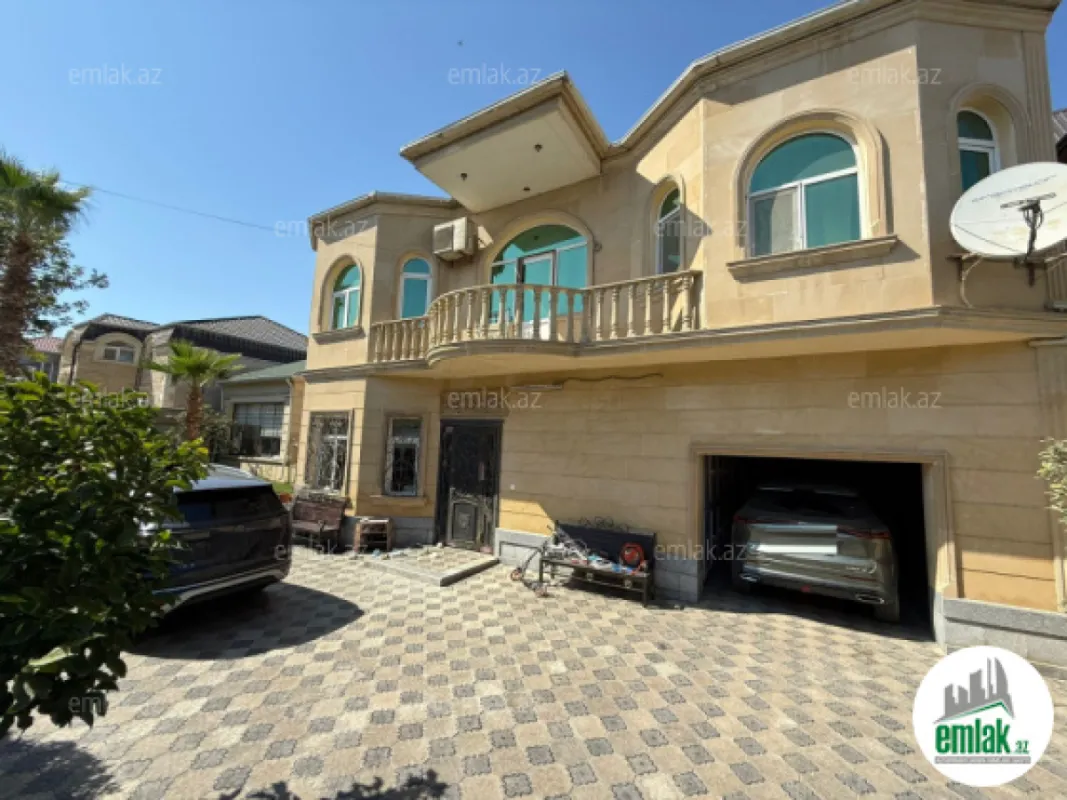 Satılır 6 otaqlı həyət evi 400 m²