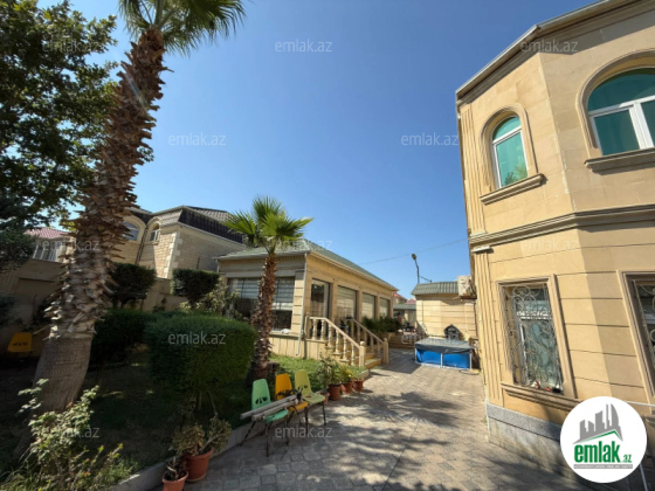 Satılır 6 otaqlı həyət evi 400 m²