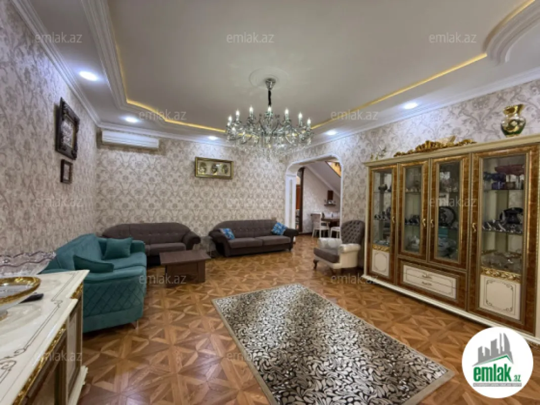 Satılır 6 otaqlı həyət evi 400 m²
