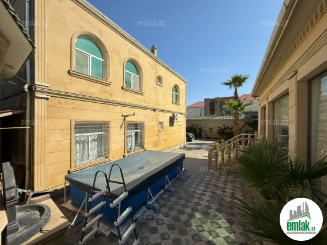 Satılır 6 otaqlı həyət evi 400 m²