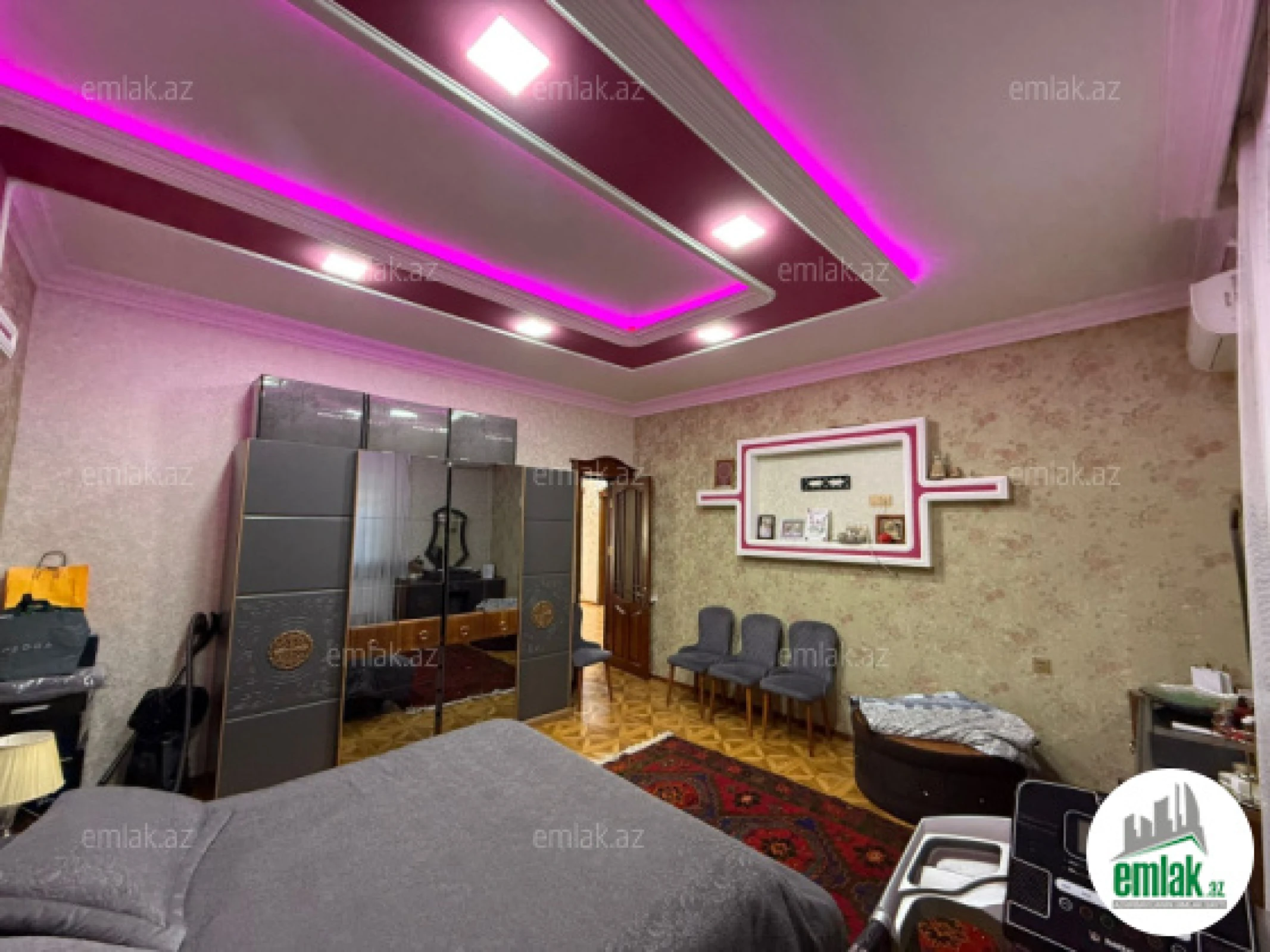 Satılır 6 otaqlı həyət evi 400 m²