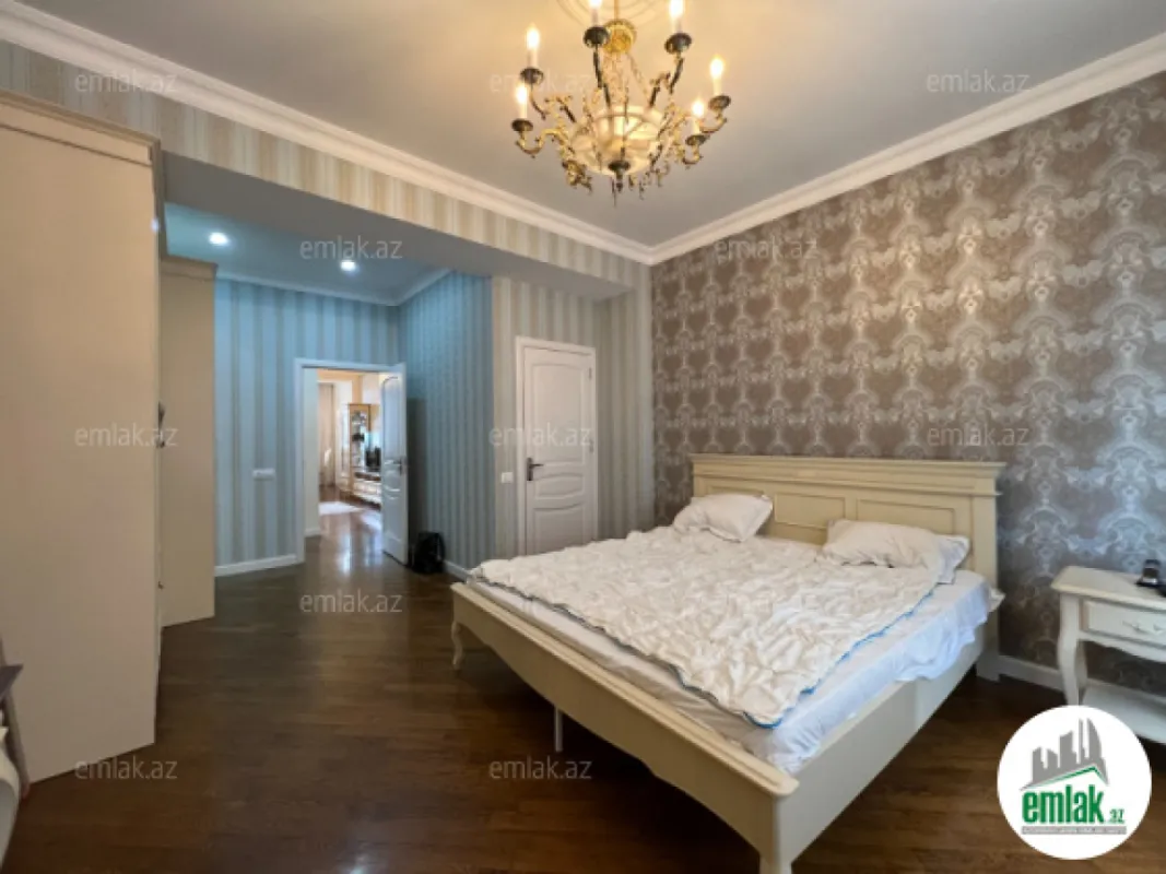 Satılır 4 otaqlı yeni tikili 152 m²