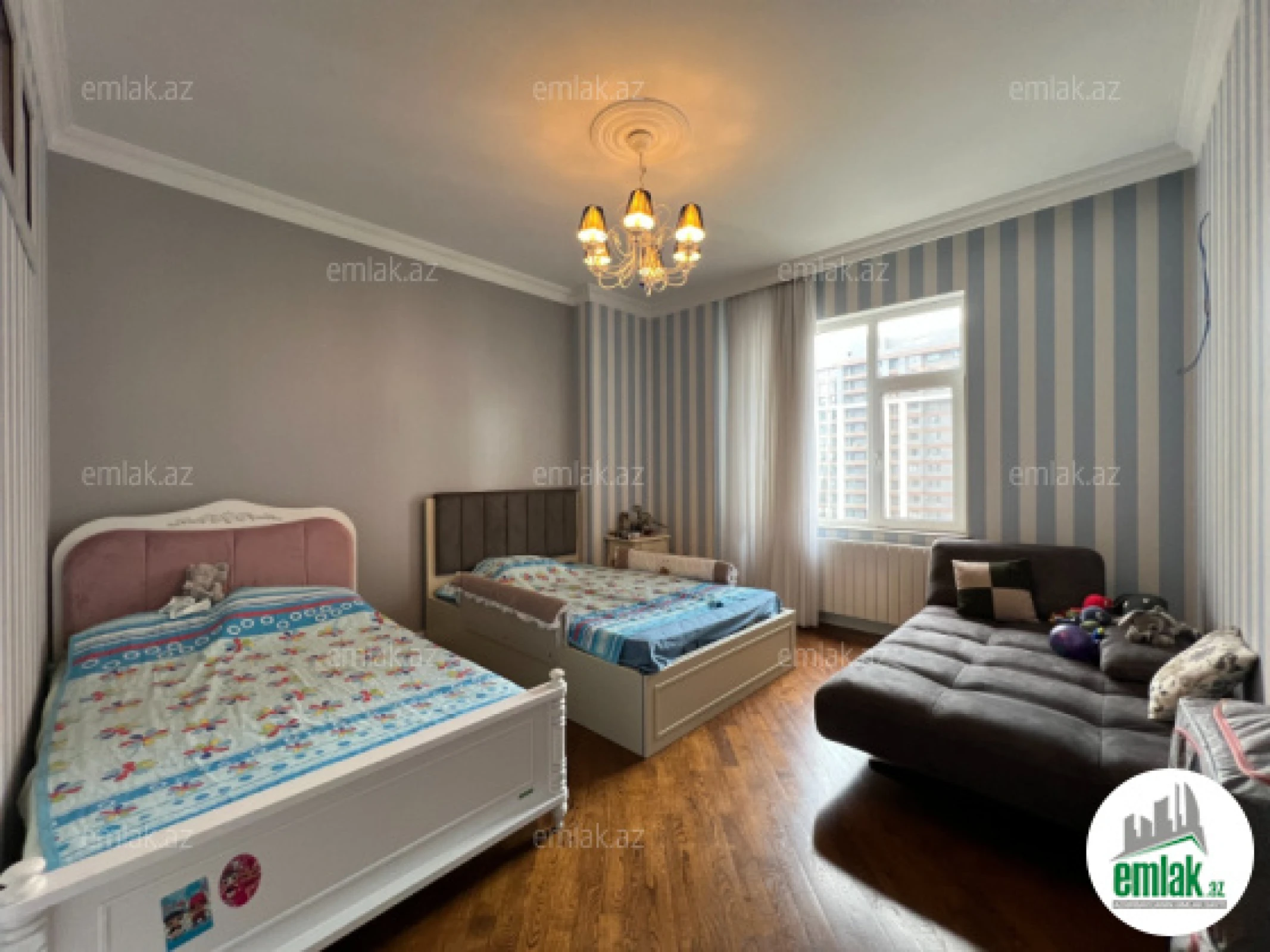 Satılır 4 otaqlı yeni tikili 152 m²