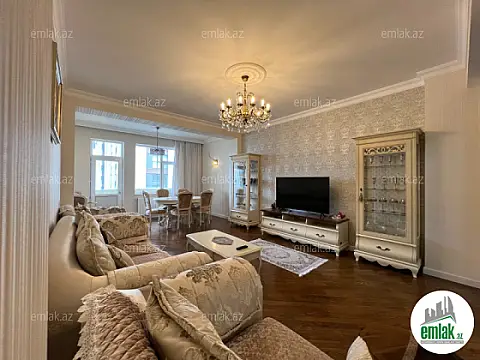 Satılır 4 otaqlı yeni tikili 152 m²