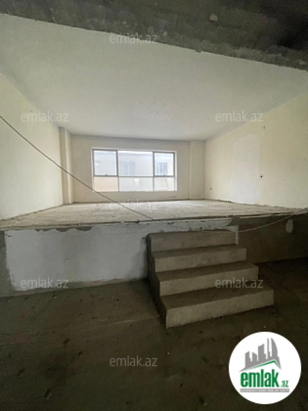 Satılır 3 otaqlı obyekt 201 m²