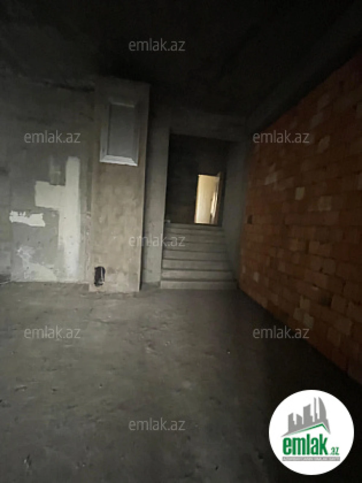 Satılır 3 otaqlı obyekt 201 m²