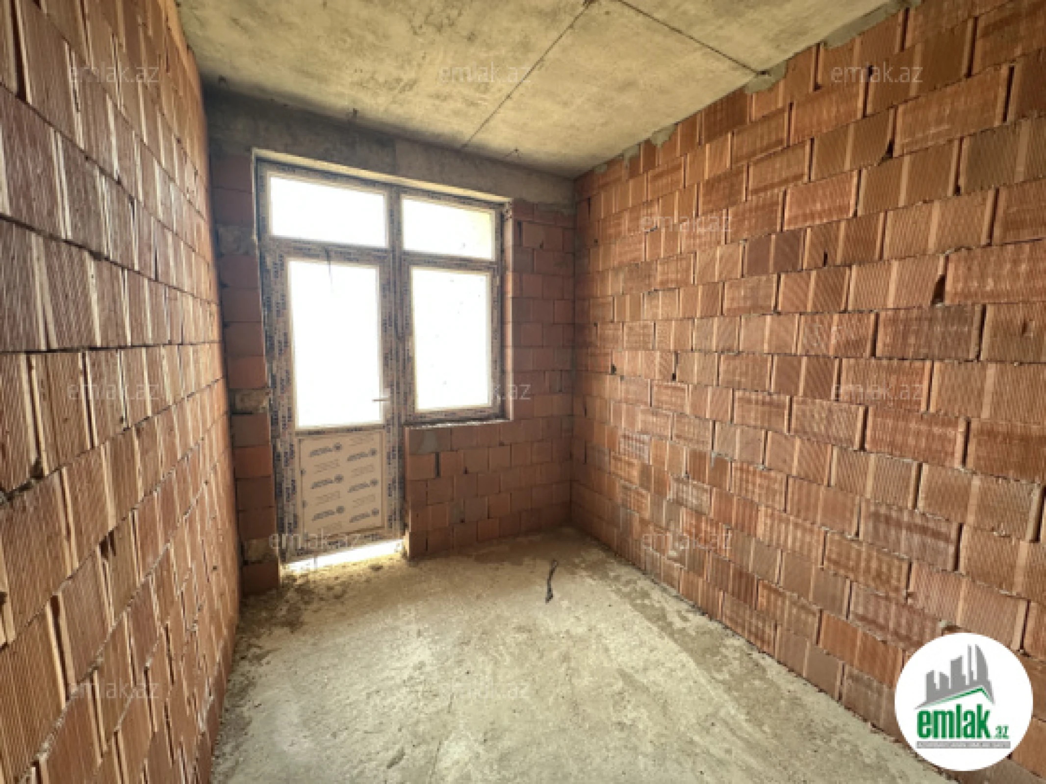 Satılır 2 otaqlı yeni tikili 68 m²