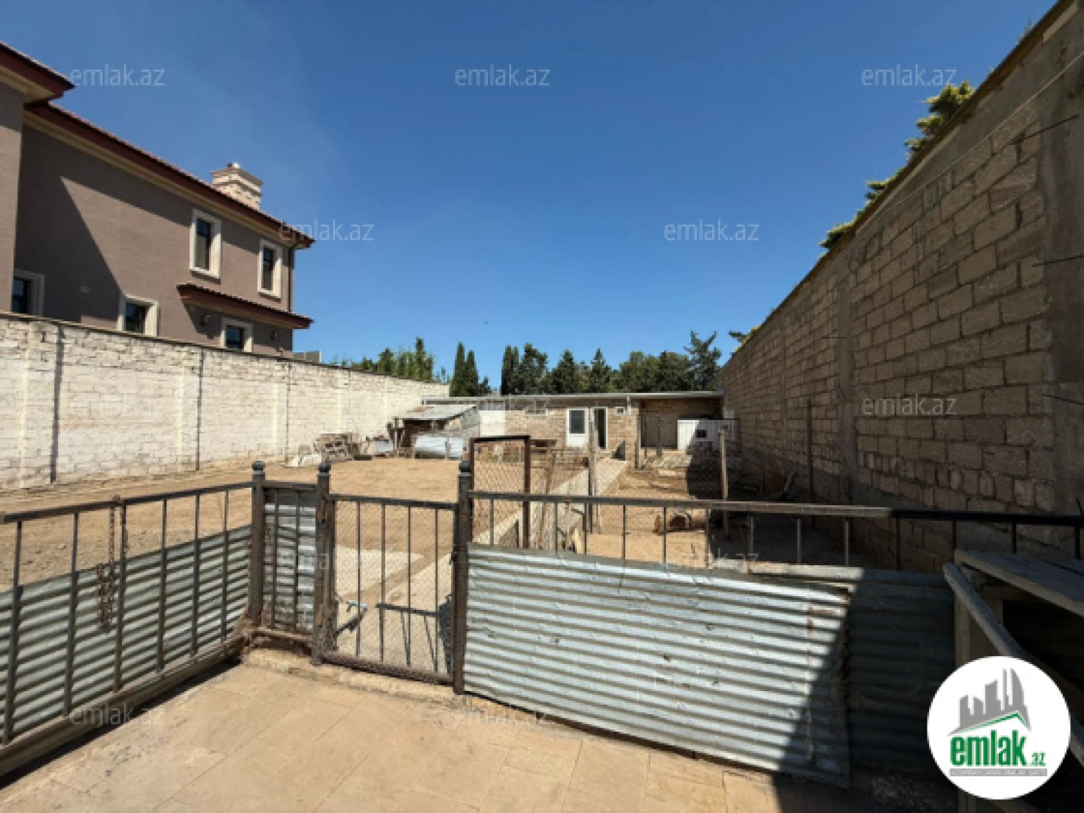 Satılır torpaq sahəsi 12 m²