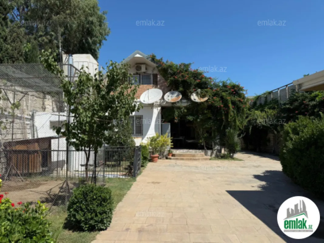 Satılır torpaq sahəsi 12 m²