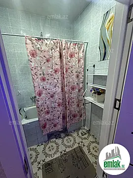 Satılır 3 otaqlı köhnə tikili 80 m²