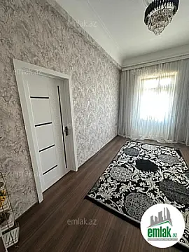 Satılır 3 otaqlı köhnə tikili 80 m²
