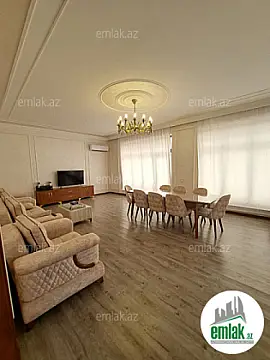 Satılır 5 otaqlı mənzil 240 m²