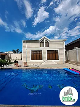 Satılır 5 otaqlı mənzil 240 m²