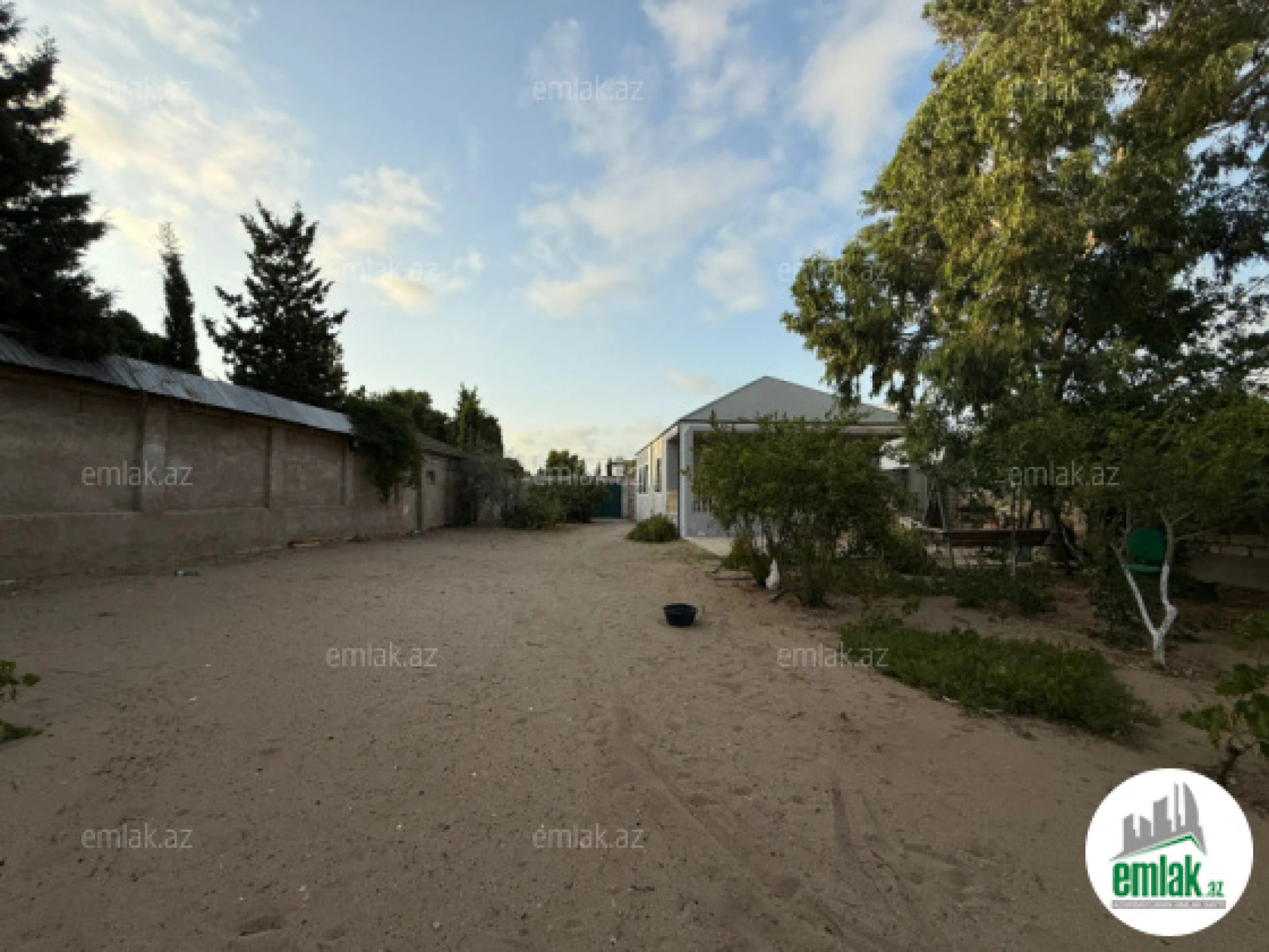 Satılır torpaq sahəsi 15 m²