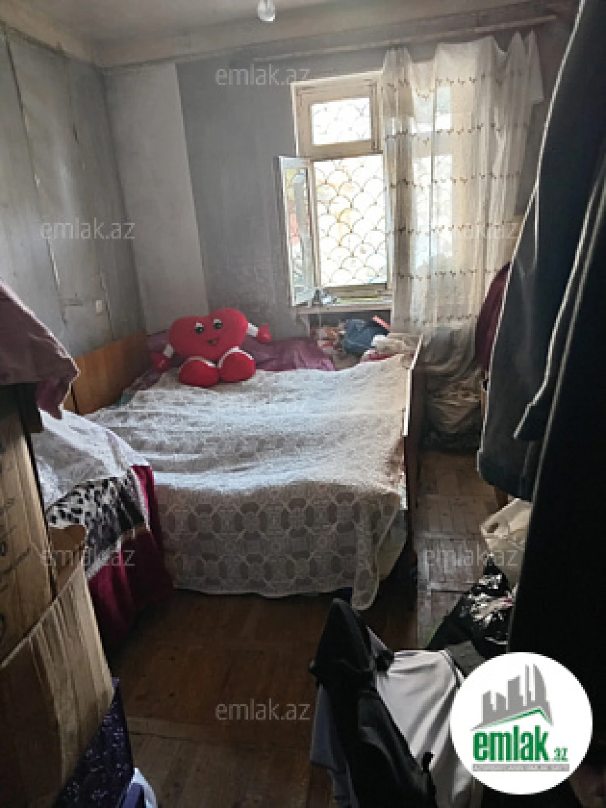 Satılır 2 otaqlı köhnə tikili 60 m²