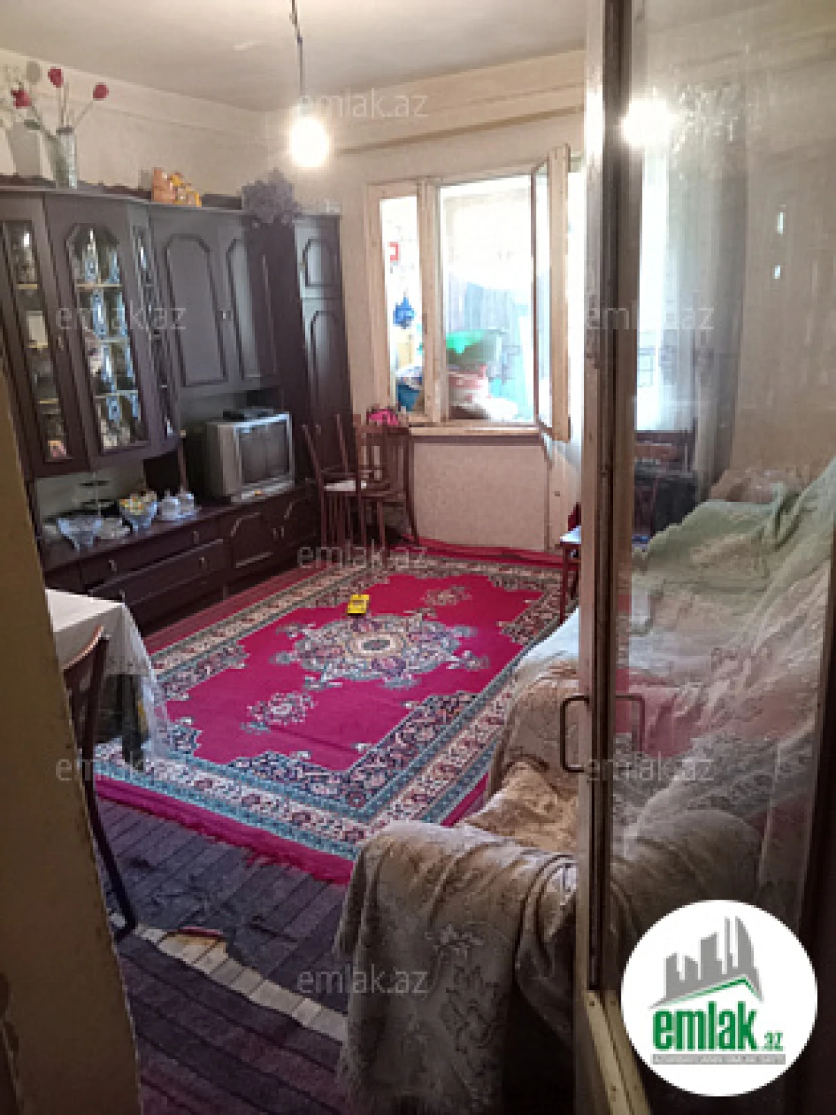 Satılır 2 otaqlı köhnə tikili 60 m²