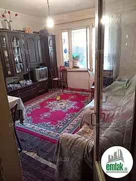 Satılır 2 otaqlı köhnə tikili 60 m²