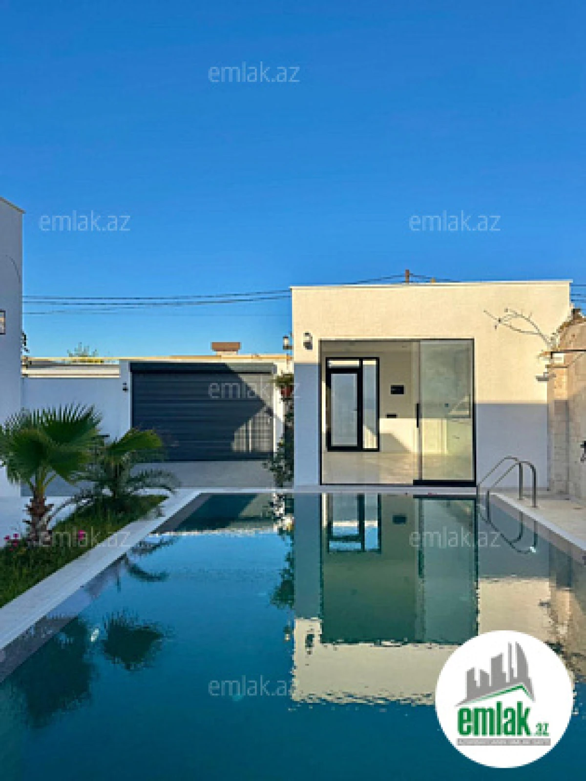 Satılır 4 otaqlı mənzil 170 m²