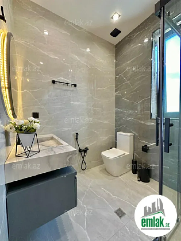 Satılır 4 otaqlı mənzil 170 m²