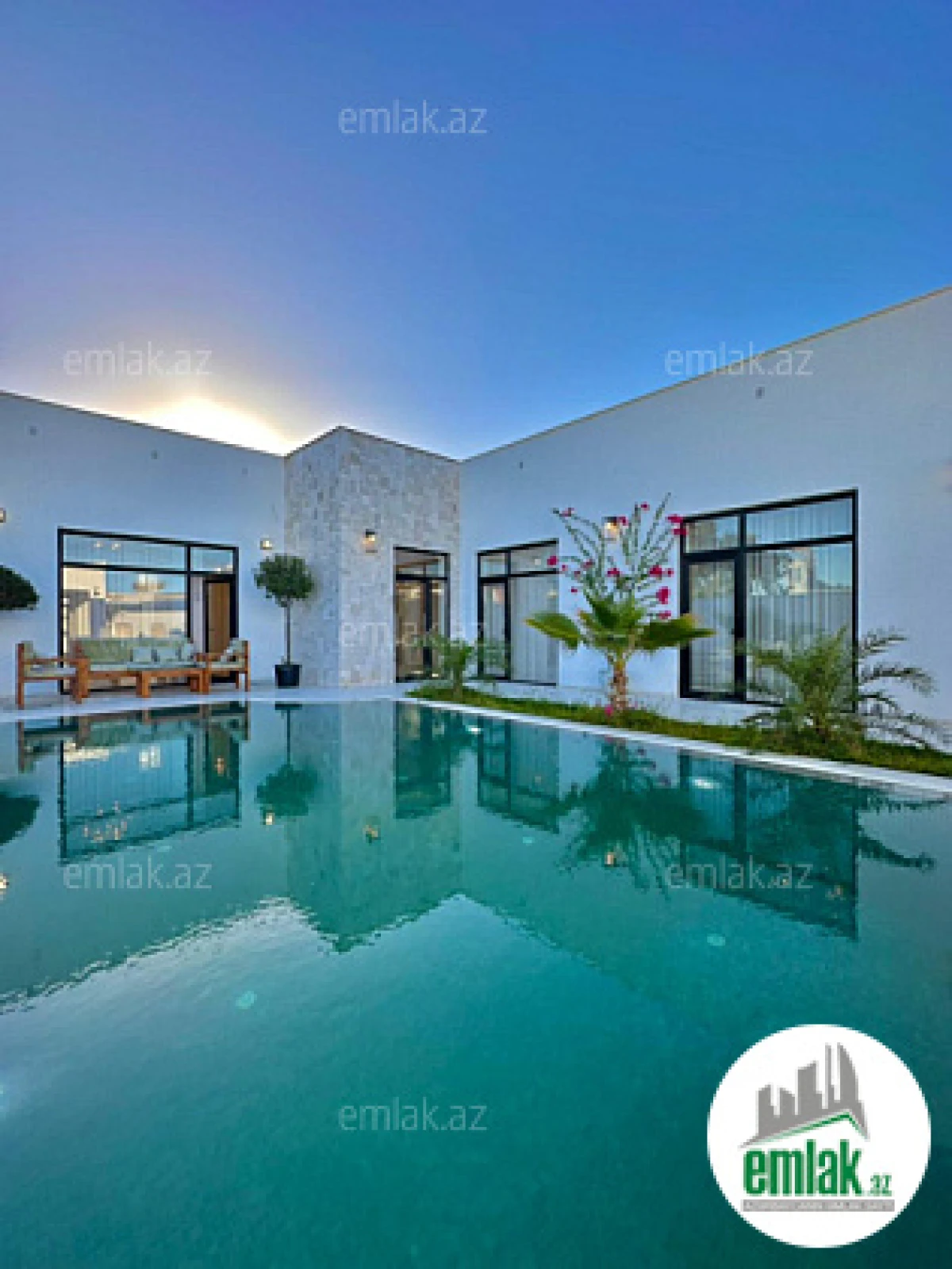 Satılır 4 otaqlı mənzil 170 m²