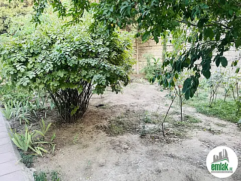 Satılır 4 otaqlı həyət evi 130 m²