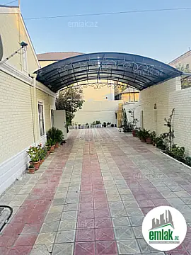 Satılır 4 otaqlı həyət evi 130 m² — Bakı 4 otaq 130.00 m²