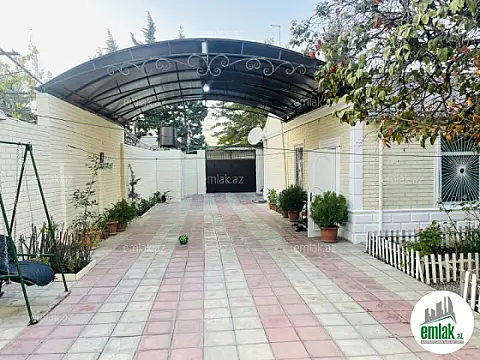Satılır 4 otaqlı həyət evi 130 m²